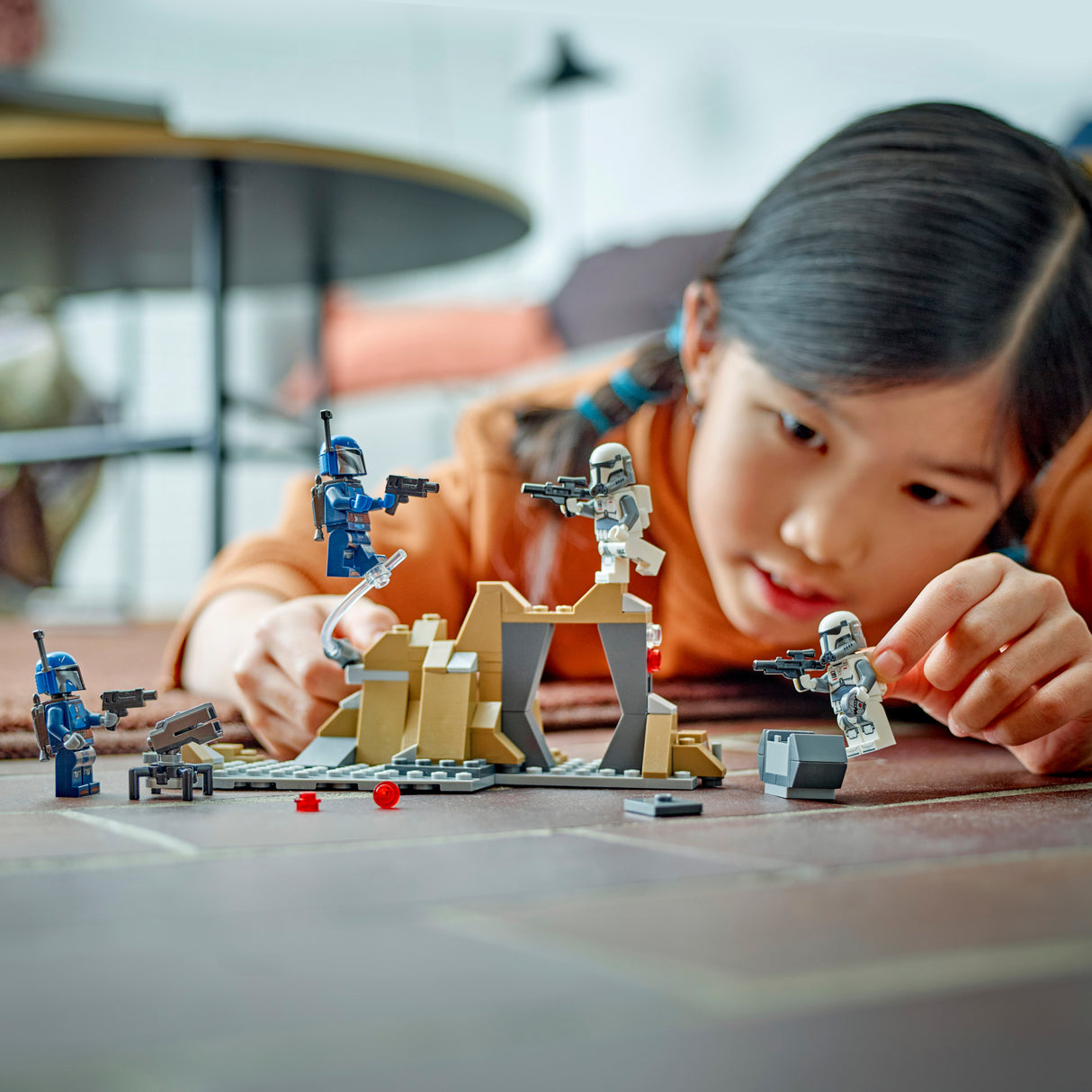 LEGO Star Wars Mandalorei varitsemise lahingukomplekt 75373L