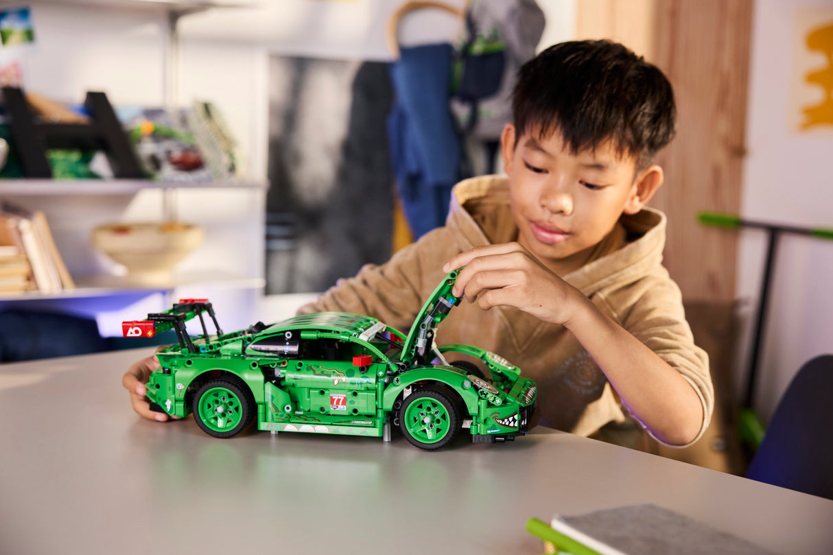 LEGO Technic Porsche 911 GT3 R Rexy AO Racing võidusõiduauto 42224L