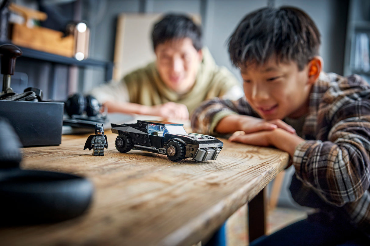 LEGO Super Heroes Batman Batmobiil 76332L