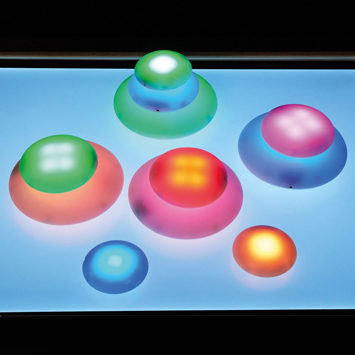 TTS helendavad kivid, 12 tk EY11966B