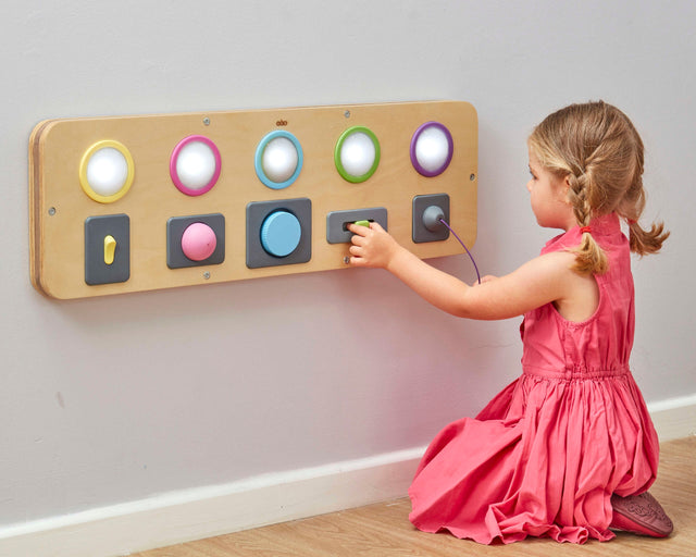 TTS lülita ja vajuta peenmotoorika laud EY10565B